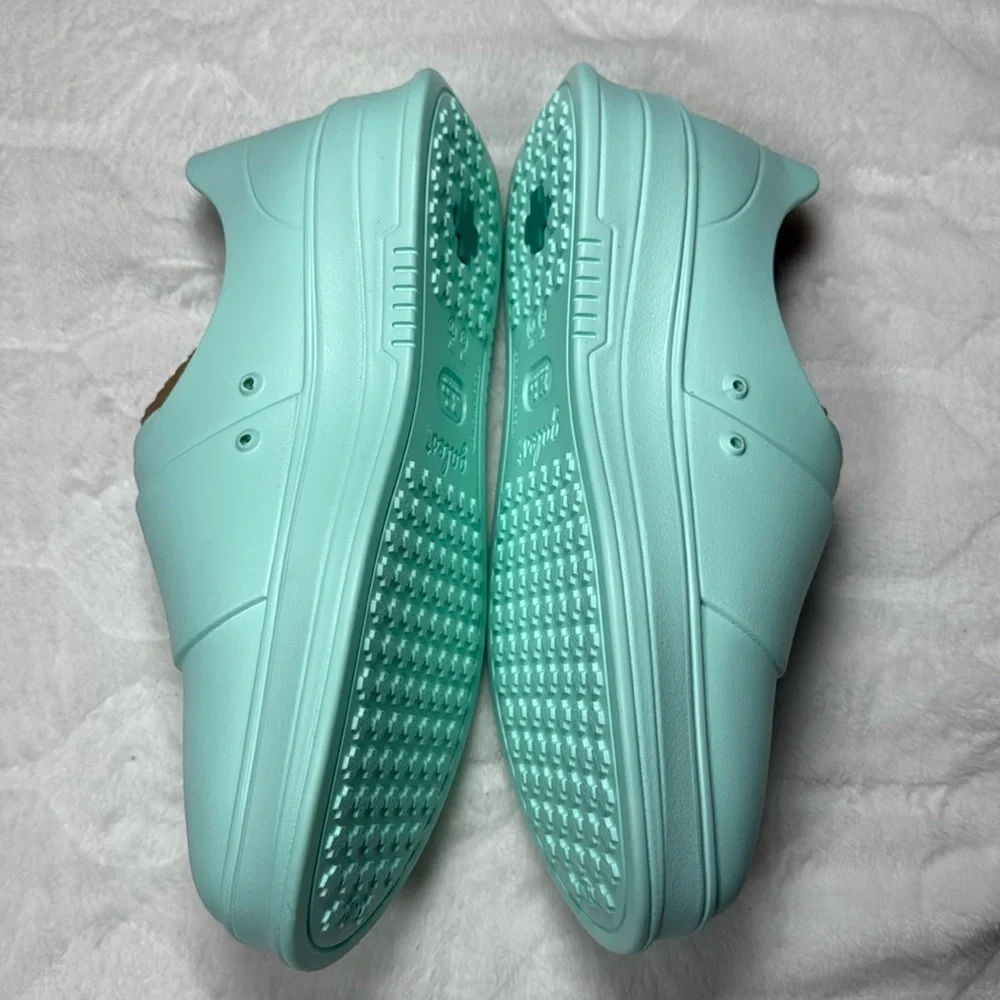 Gales Frontline Nurse Shoes Mint Green Men’s‎ 8 Women’s 10 Slip Resistant NIB